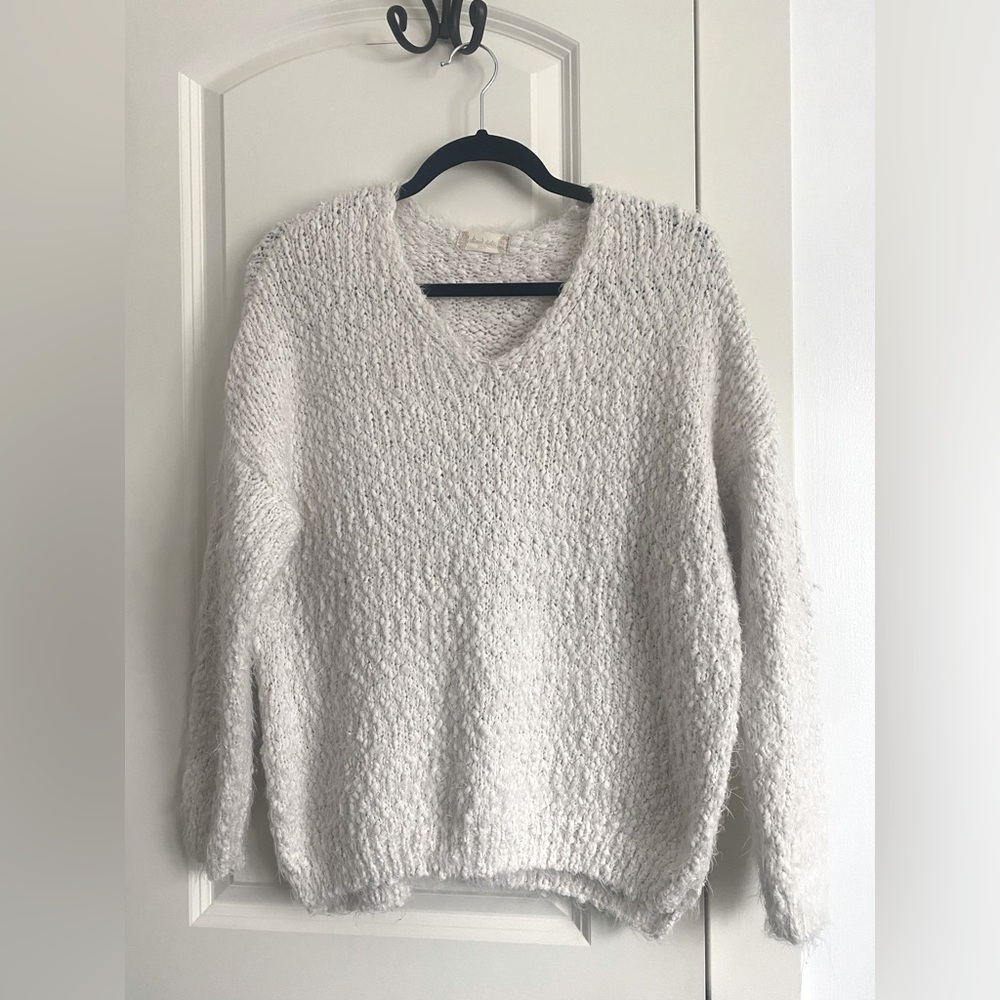 Altar’d State side XS/S Cozy White Knit Sweater
